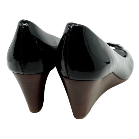 TORY BURCH~Lowell Peep Toe Wedge Pump~PATENT LEATHER SHOES in BLACK SIZE 9.5 - Picture 4 of 7